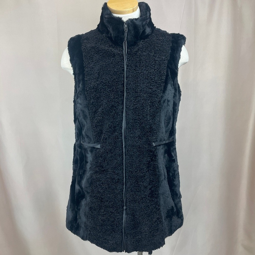 FAUX FRENZY Black Vest Womens (L) Soft‎ Black Vegan Fur Zip Pockets Classic